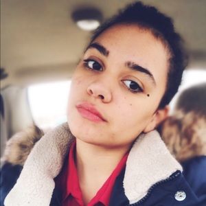 Meet your Posher, Julia